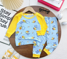 Bộ đồ bé gái họa tiết máy bay trực thăng – Dễ thương, thoải mái