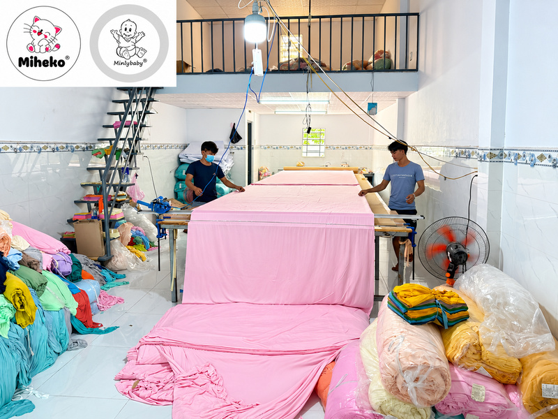 Vật liệu và phạm vi sản xuất cần được xác nhận theo mẫu và yêu cầu của từng đơn
