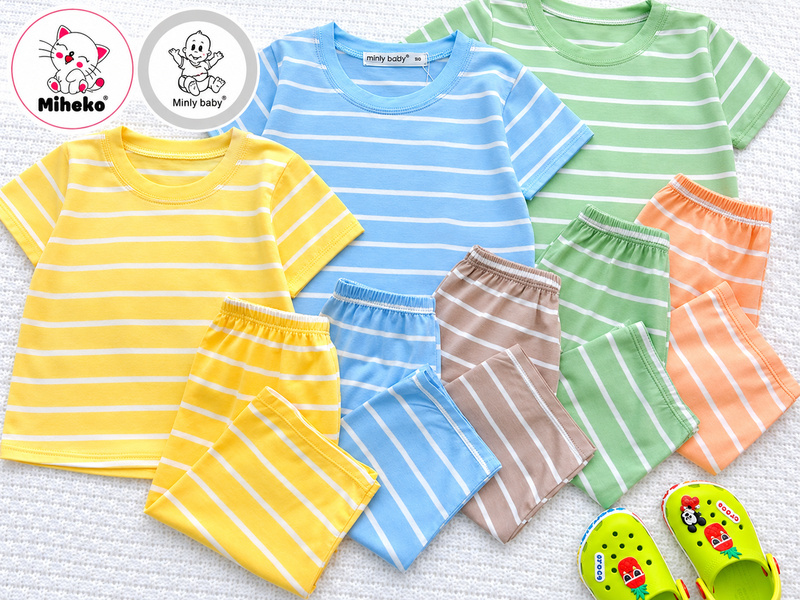 Mẫu, màu và dải size là những thông tin cần đối chiếu khi lựa chọn lô hàng sỉ