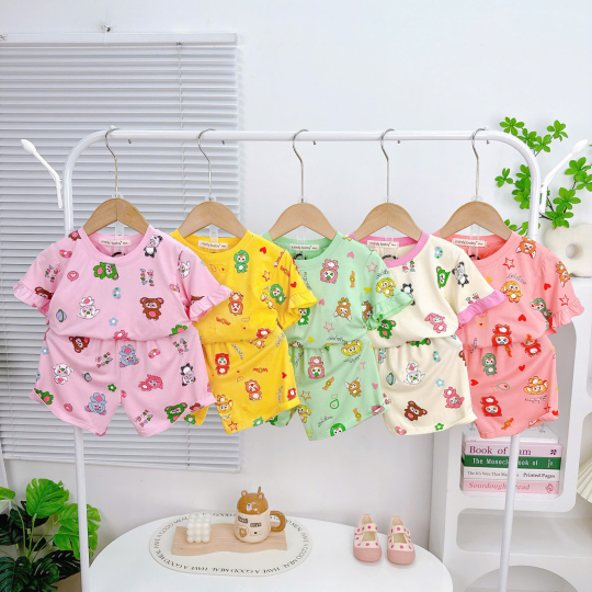Bộ Đồ Bé Gái BabyThree Màu Hồng – Dễ Thương, Mềm Mịn, Bé Mặc Cực Xinh