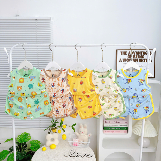 Bộ đồ mùa hè bé trai họa tiết máy bay trực thăng – Dễ thương, thoải mái