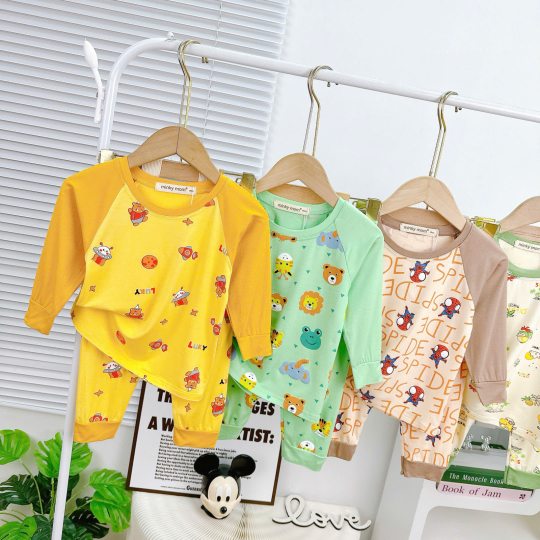 Bộ đồ bé trai họa tiết khủng long – Dễ thương, thoải mái